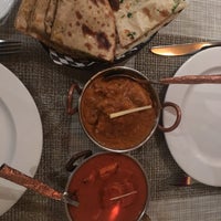 Photo taken at Utsav Indian Cuisine by Sunny on 10/20/2017