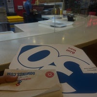 Photo taken at Dominos Pizza by H on 4/13/2022