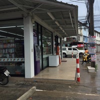 Photo taken at 7-Eleven by Chidphant P. on 10/2/2017