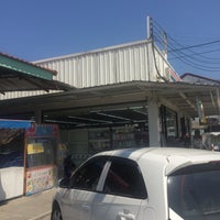 Photo taken at 7-Eleven by Chidphant P. on 4/9/2018