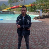 Photo taken at Sunshine Bay Waterpark by Toyib Tirta S. on 9/5/2013