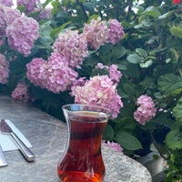 Снимок сделан в Ada Cafe Bakırköy пользователем Nesibe Y. 7/6/2023