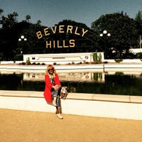 Photo taken at Art Walk Beverly Hills by Alla V. on 3/21/2015