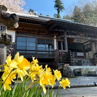 Photo taken at 竜河山 大渕寺 by ひびきら 8. on 3/26/2020