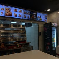 Photo taken at KFC كنتاكي by Mashael ➰. on 12/6/2023