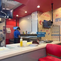 Photo taken at Domino&amp;#39;s Pizza by Mashael ➰. on 8/15/2022