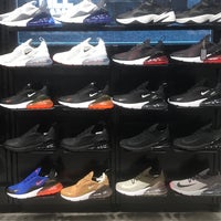 Foot Locker - Duomo - Corso Vittorio Emanuele II, 24/28