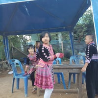 Photo taken at Hmong Doi Pui Family Coffee by wiboon on 12/25/2018