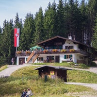 รูปภาพถ่ายที่ Rohrkopfhütte โดย Rohrkopfhütte เมื่อ 6/26/2015