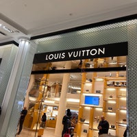 Photo taken at Louis Vuitton by Mailyn C. on 1/4/2023