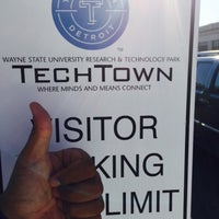 Foto scattata a TechTown Detroit da Ryan M. il 7/27/2015