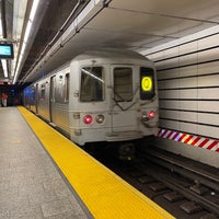 Photo taken at MTA Subway - 86th St (Q) by Luis E. on 6/4/2021