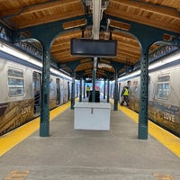 Photo taken at MTA Subway - Astoria/Ditmars Blvd (N/W) by Luis E. on 1/5/2021