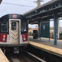 Photo taken at MTA Subway - 61st St/Woodside (7) by Luis E. on 10/21/2020