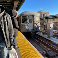 Photo taken at MTA Subway - G Train by Luis E. on 1/28/2021