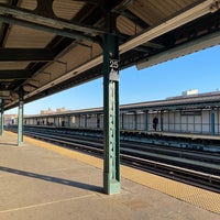Photo taken at MTA Subway - 25th Ave (D) by Luis E. on 5/14/2021