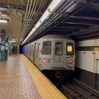 Photo taken at MTA Subway - 125th St (A/B/C/D) by Luis E. on 4/17/2021