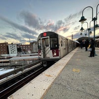 Photo taken at MTA Subway - 61st St/Woodside (7) by Luis E. on 2/16/2021