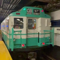 MTA Subway - Jay St/MetroTech (A/C/F/R) - Metro Station in Brooklyn