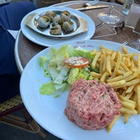 Photo taken at Bistrot Le Champ de Mars by Ames T. on 7/3/2022