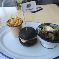 Foto diambil di Crab&amp;#39;s Burger Odessa oleh Ленуся💋 pada 8/25/2015