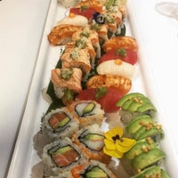 1/27/2017 tarihinde Damir G.ziyaretçi tarafından Sushi Surprise'de çekilen fotoğraf
