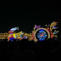 Photo taken at Electrical Parade by 絶望 on 10/5/2022