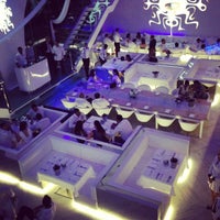 Das Foto wurde bei supperclub Dubai von Jade L. am 7/5/2013 aufgenommen