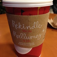 Photo taken at Starbucks by Wei-Ling L. on 12/2/2012