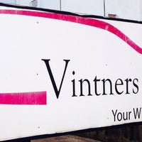 Снимок сделан в Vintners Own Winery пользователем Yoli C. 8/3/2014