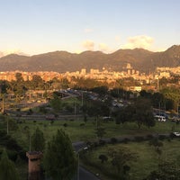 Photo taken at Hotel TRYP Bogotá Embajada by Flavio A. on 3/14/2018