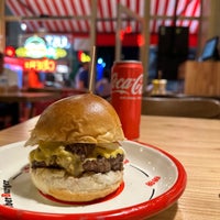 Photo taken at Biber Burger by ٺ 🎠 on 6/24/2023