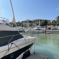 Das Foto wurde bei Royal Phuket Marina von M am 2/11/2024 aufgenommen