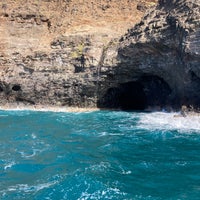 Foto tomada en Kauai Sea Tours  por Wendy Y. el 5/6/2022