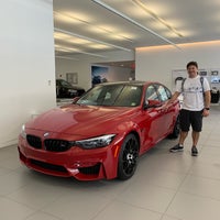 Das Foto wurde bei BMW of Manhattan von Felipe Z. am 9/22/2018 aufgenommen