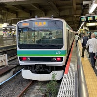Photo taken at JR Platforms 11-12 by みどり on 5/4/2022