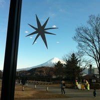 Photo taken at Starbucks Coffee 富士川SA(上り線)店 by Hide S. on 1/18/2013