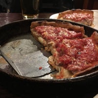 Photo taken at Lou Malnati&amp;#39;s Pizzeria by Kevin S. on 9/13/2017