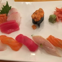 Photo taken at Midori Sushi by Adriana H. on 2/13/2016
