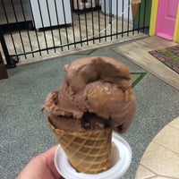 Photo taken at Vincent&amp;#39;s Ice Cream by Mark S. on 6/22/2016
