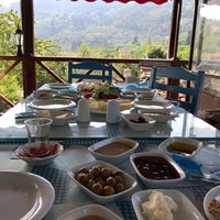 Foto diambil di Hayal Cafe oleh Kemal Müge U. pada 6/16/2019