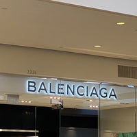 Håndværker cowboy indstudering Balenciaga - Fashion Accessories Store in South Coast Metro
