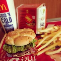 Photo taken at McDonald&amp;#39;s by Burger J. on 11/29/2012