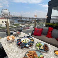 Photo taken at Resto Galata Terrace by Ghada on 3/7/2024