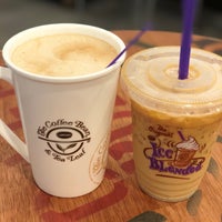 Photo taken at The Coffee Bean &amp;amp; Tea Leaf by Audrey H. on 2/3/2018