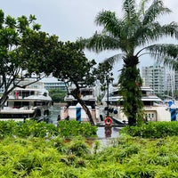 รูปภาพถ่ายที่ ONE°15 Marina Club โดย Audrey H. เมื่อ 8/23/2022