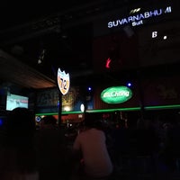 Photo taken at 72 Race&amp;amp;Bar by Lava C. on 6/2/2018