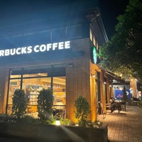 Photo taken at Starbucks by さささ 。. on 8/6/2022