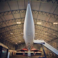 Foto tomada en Manchester Airport Aviation Viewing Park  por Dan R. el 12/20/2012