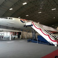 Das Foto wurde bei Manchester Airport Aviation Viewing Park von Dan R. am 10/23/2012 aufgenommen